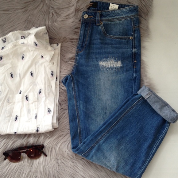 ASOS Denim - Vero Moda cropped boyfriend distressed jeans 25